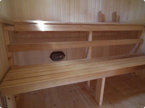 Two-tier benches