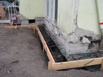 Как исправить фундамент под домом?