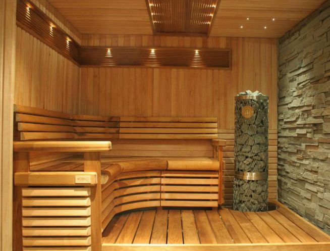 Do-it-yourself warm floor in a bathhouse